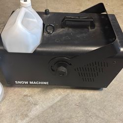 Chauvet DJ Snow Machine