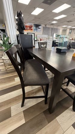 6 PC DINING TABLE