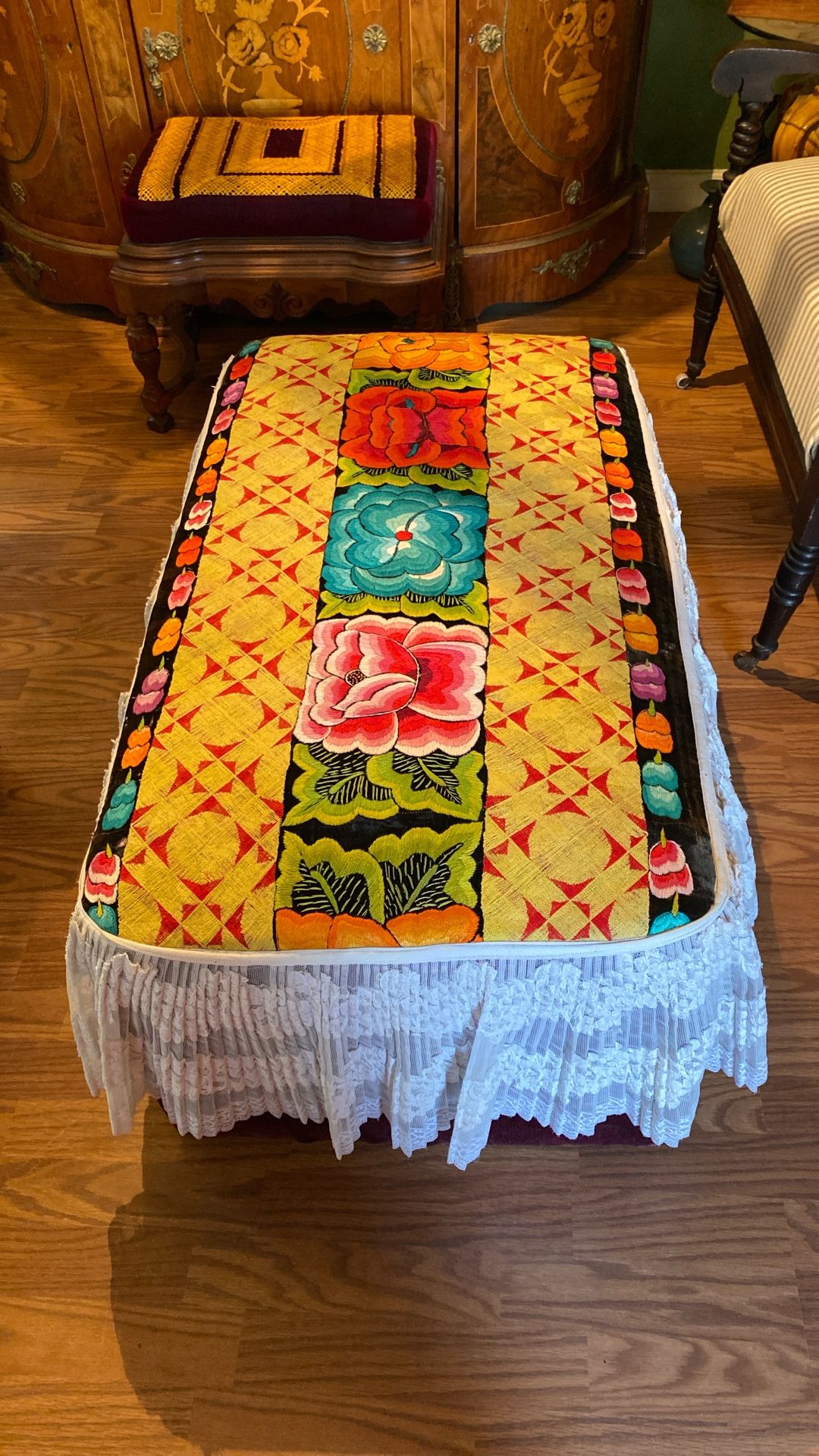 Beautiful Ottoman Center Section Hand embroidered