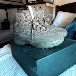 Yeezy Thick Suede Desert Boots