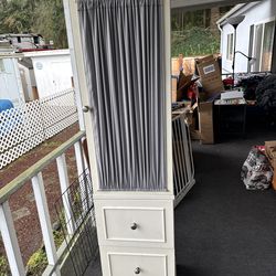 Nice bathroom shelf $10