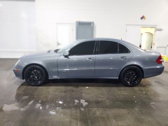 2006 E350 CLEAN TITLE ! 119K MILES 19 INCH WHEELS!