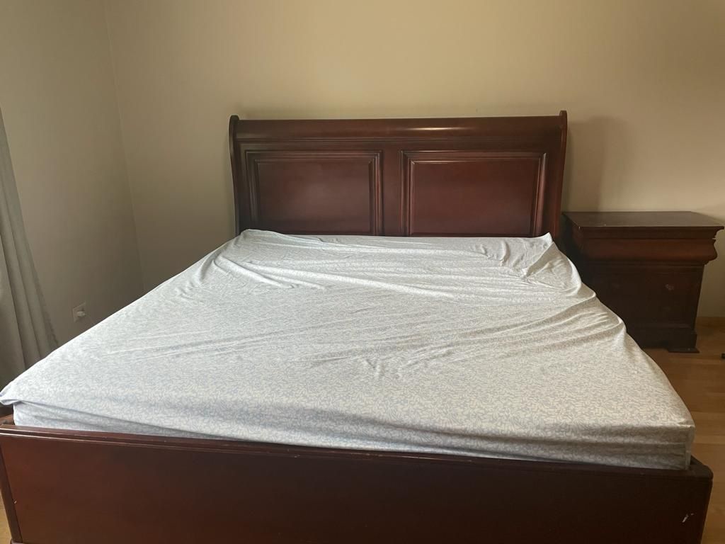 Bedroom Furniture Set
