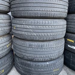 235/45R18 Marca Hankook Usadas En Excelentes Condiciones De Vida 