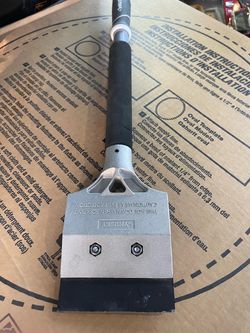 Husky Long-Handle Floor Scraper