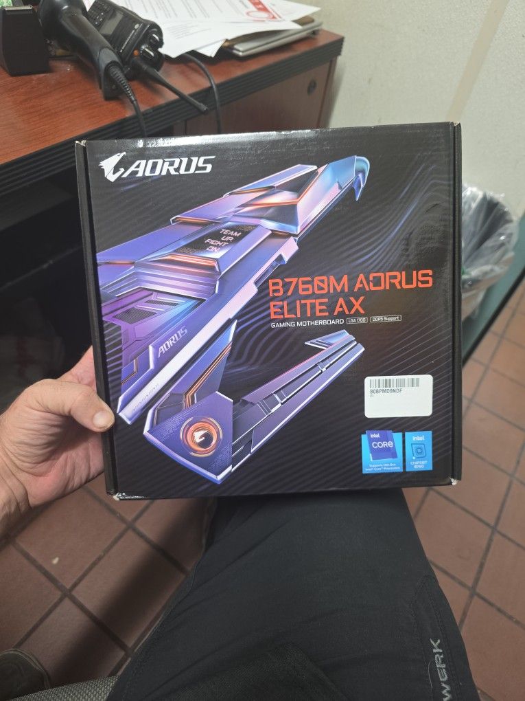 2 AORUS B760M Elite AX Motherboards