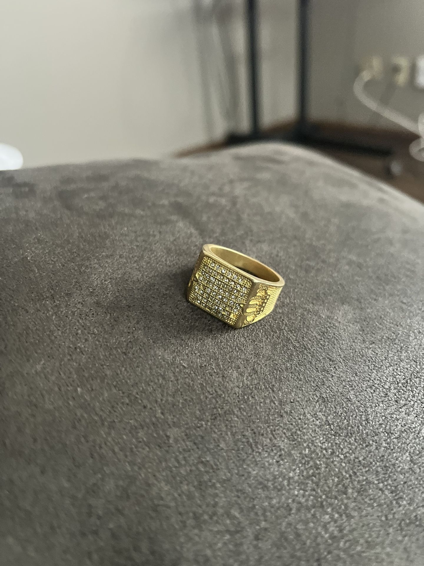 Ring