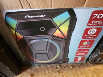 Pioneer PSX615 700-Watt All-In-One Party Speaker with Auracast.
