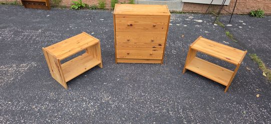 Matching dresser and side shelves