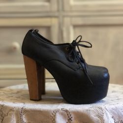 Vintage Jeffrey Campbell Litas Sz6