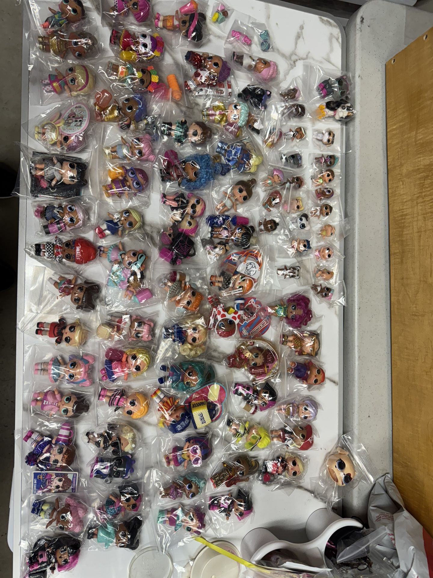364 Lol’s Dolls, Babies, Pets Galore
