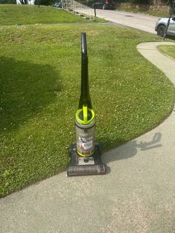 Bissell CleanView Upright Vacuum Cleaner