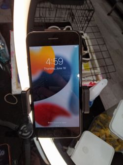 Apple iPhone 7 • 256 GB • BLACK • UNLOCKED