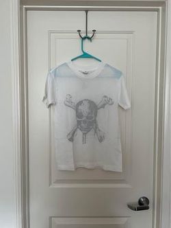 Disney Pirates of the Caribbean Skull T-Shirt Size Medium