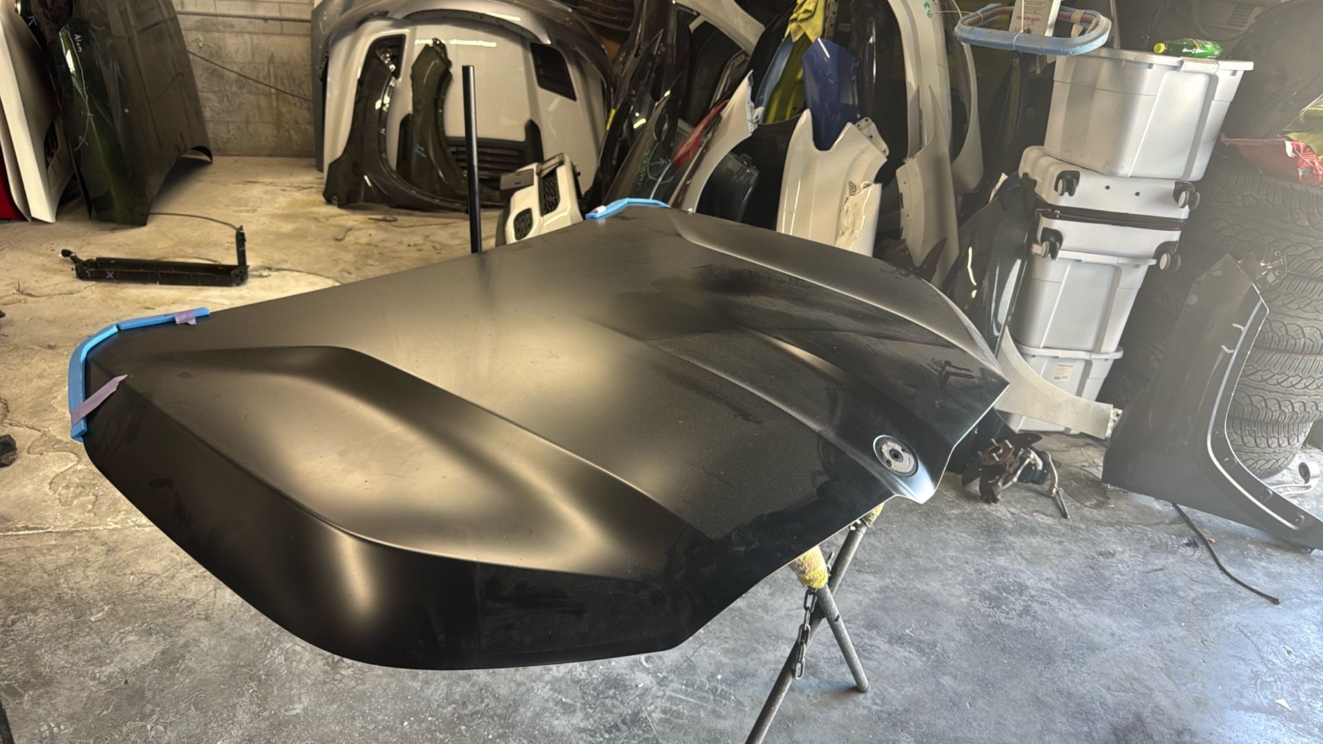 2024 2025 BMW X7M Hood 