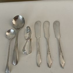 SILVER PLATED SPOONS AND KNIVES 