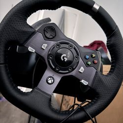 Logitech G920 Racing Wheel and Stand Pro
