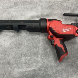 Milwaukee M12 Caulking And Adhesive  Gun 