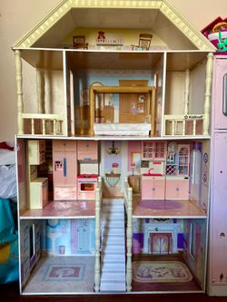 KidKraft Doll House