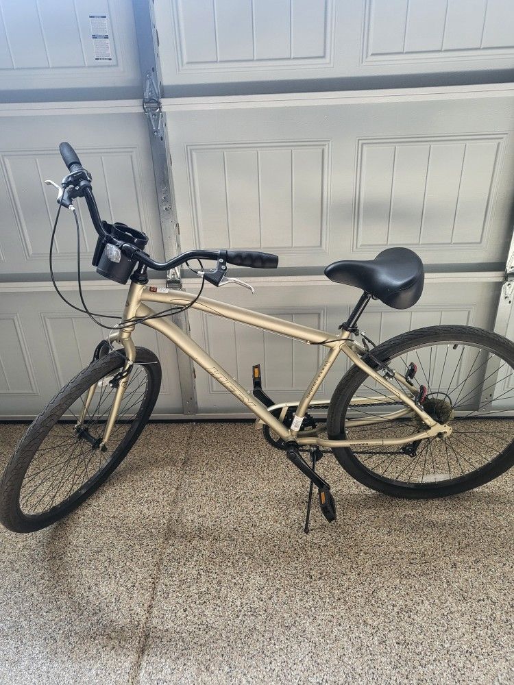 Huffy 7 Speed Mountain Bike