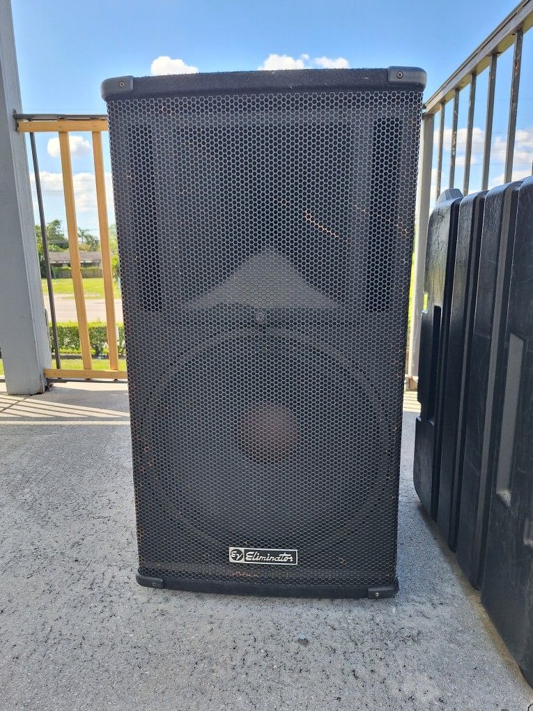 Great Condition Eliminator Speakers