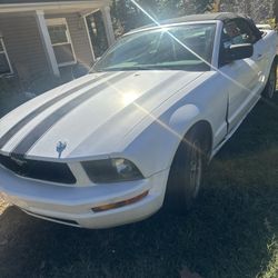 2005 Ford Mustang