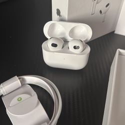 Airpods Gen3 (unused & real )