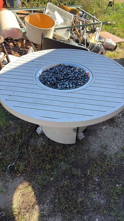 Propane fire pit