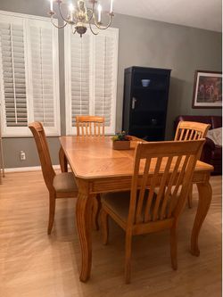 Dining set