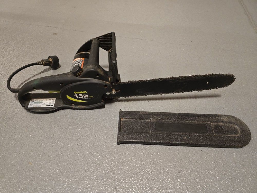 Poulan Corded saw PLN1514 w/ Scabbard 8 amps Electric Chainsaw