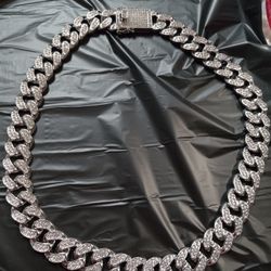 24-in 20 Mm Brass Chain With Qz Diamonds