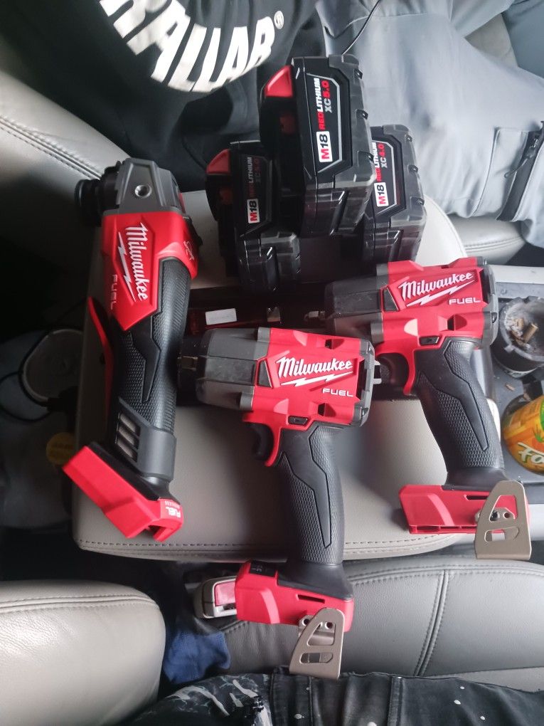 2 Impact Wrench 3/8 Milwaukee 