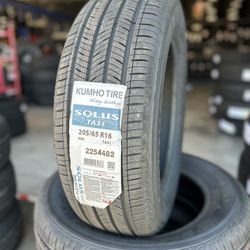 BRAND NEW SET OF KUMHO TIRES 205/65r16 205/65/16