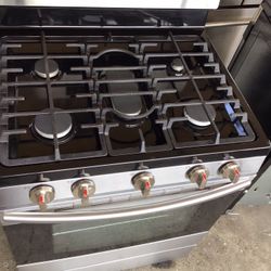 Samsung Gas Stove W/5 Burners 