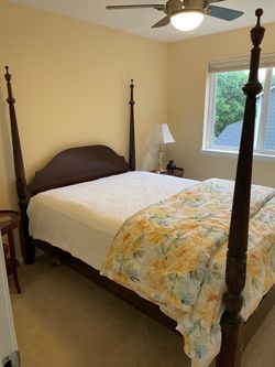 Harden 4-Poster Queen Bed
