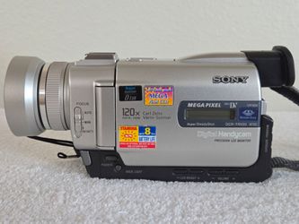 Sony DCR-TRV20 Digital Video Camera Recorder Handycam MiniDV 2 Batteries TESTED