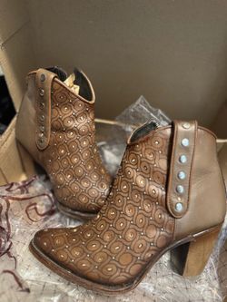Cuadra women’s boots size 6 1/2