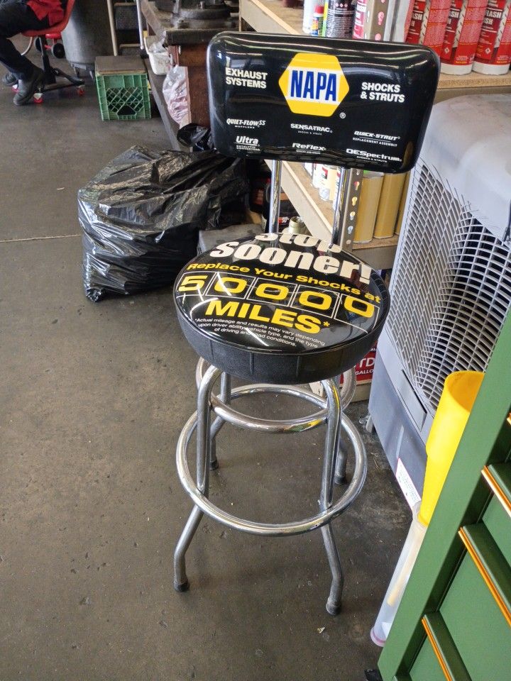 NAPA STOOL
