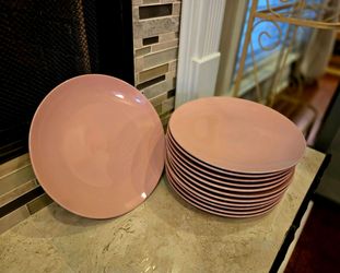 BRAND NEW 12 🩷PINK CERAMIC DINNER SIZE