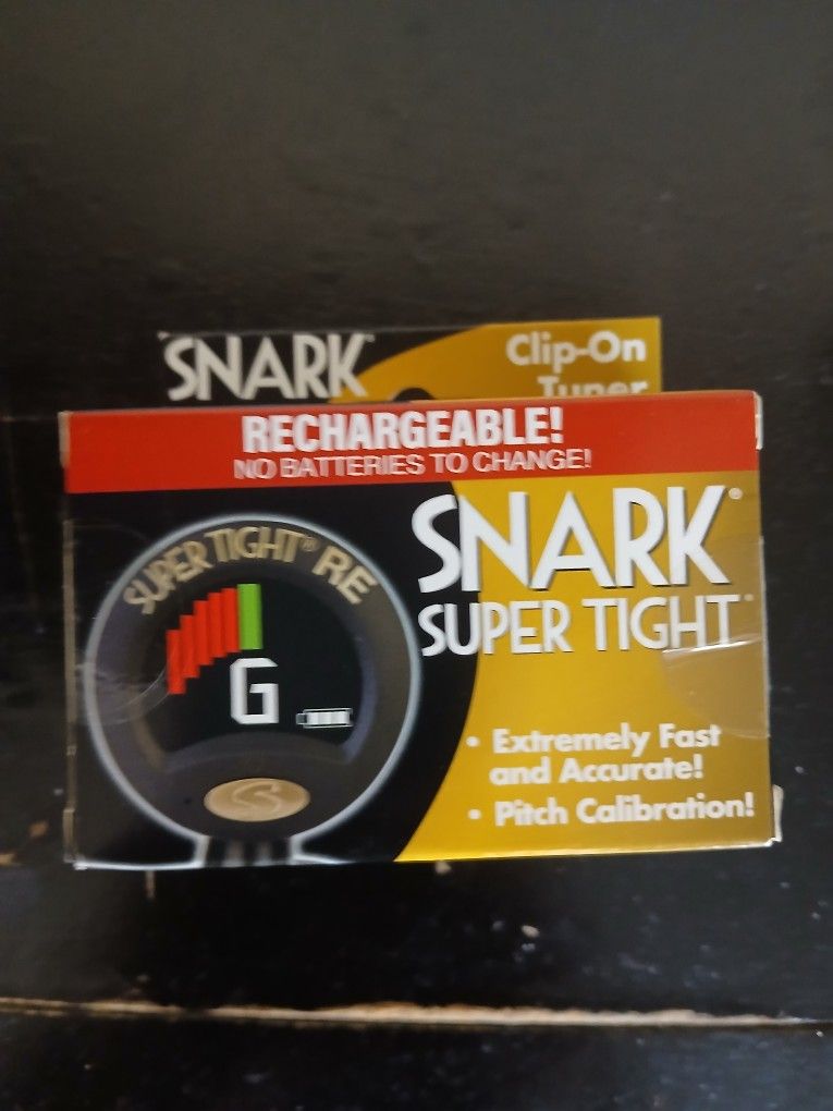Snark Tuner St8 Brand New