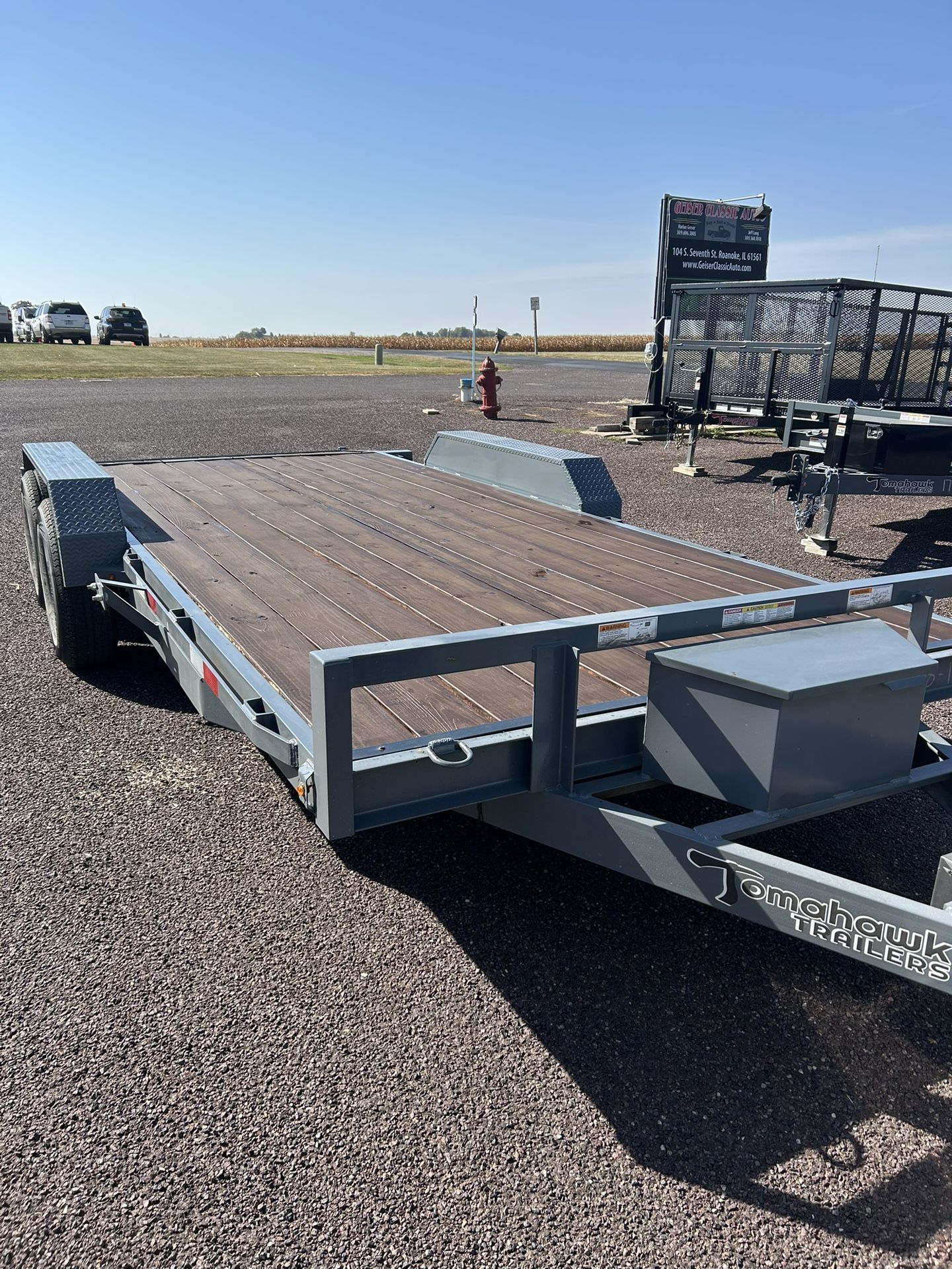 2025 Tomahawk Trailer 82"W X 18’L 