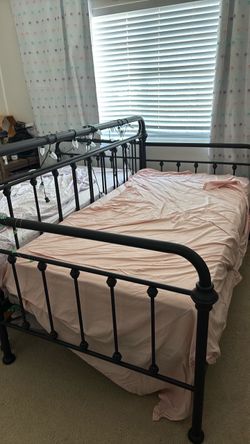 Twin Black Metal Bed Frame