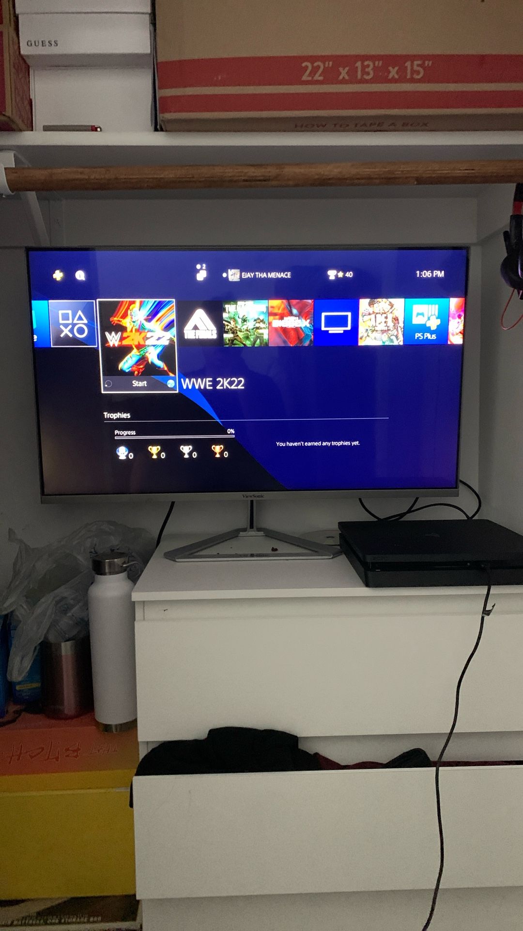 PS4  Slim