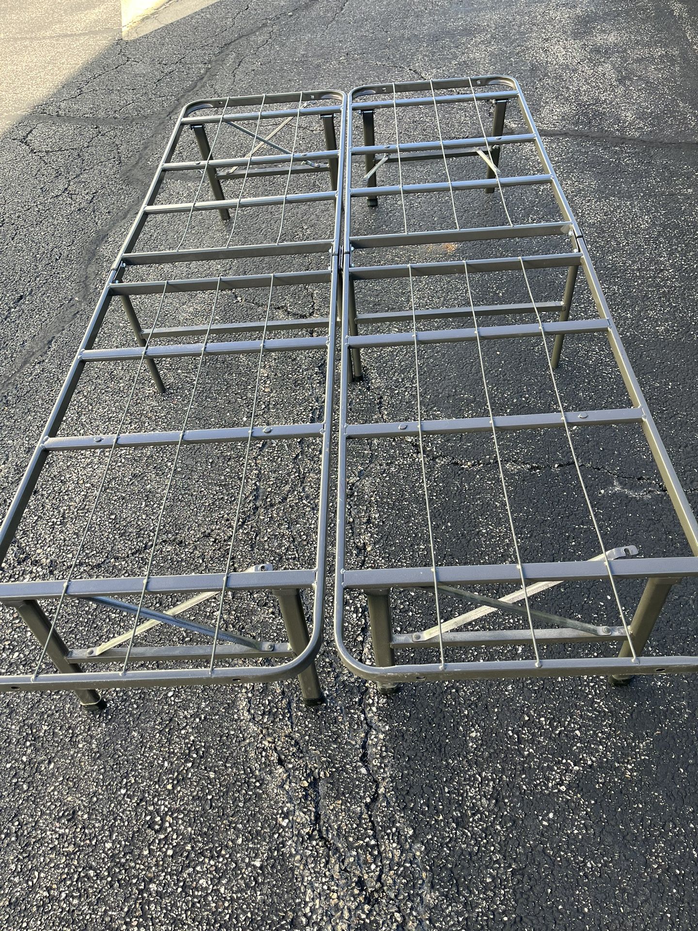 Foldable Metal Bed Frame- Twin