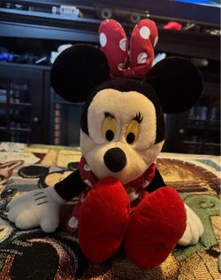 Disney Minnie Mouse plush