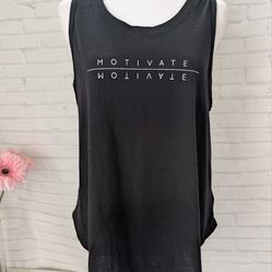 Xersion workout shirt size M