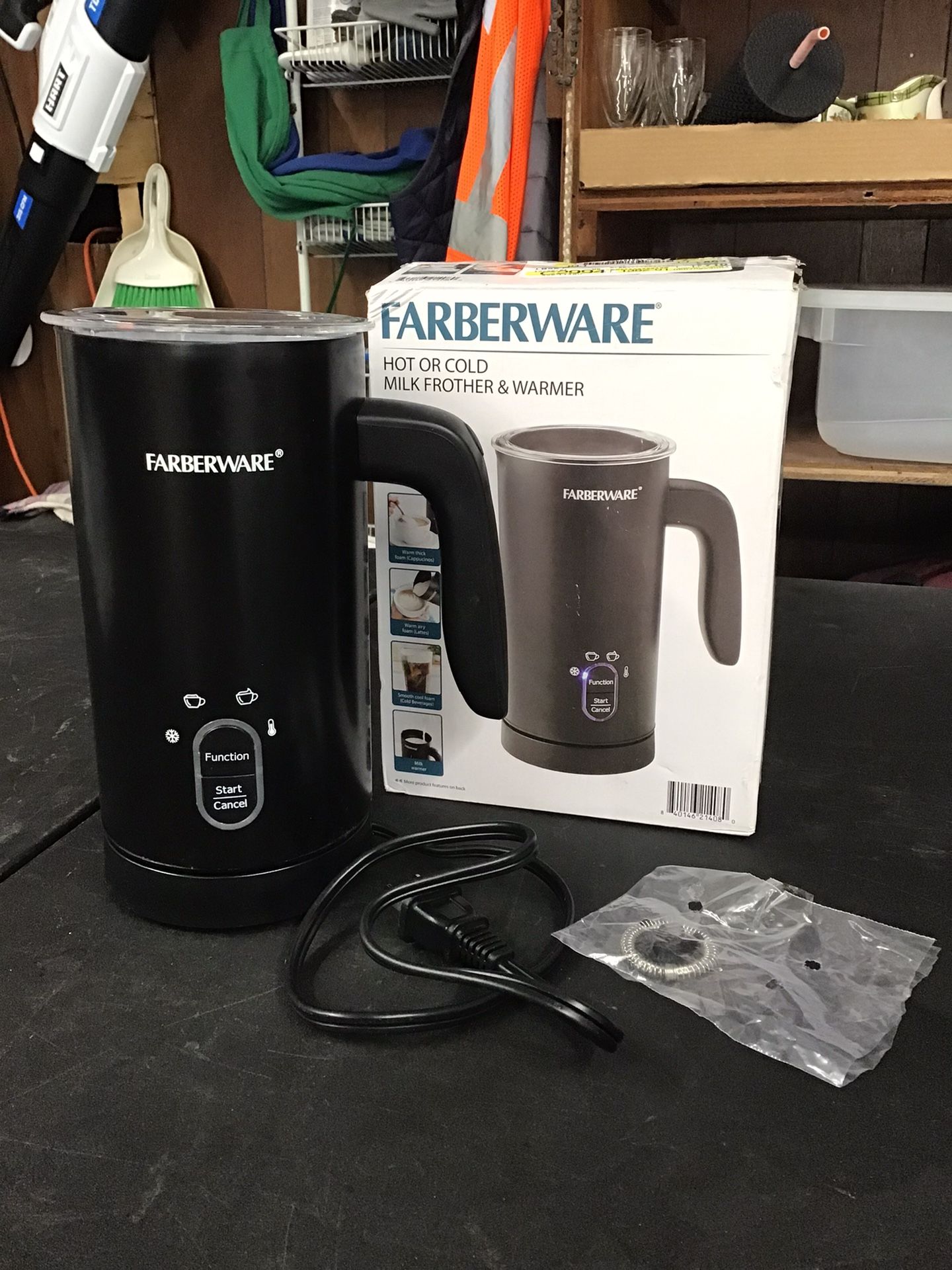 4 in 1 Farberware Electric Milk Frother, 10 Oz Automatic Foam Maker For Coffee, 120V N E W for