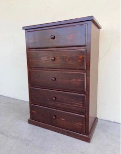 Five drawers dresser
