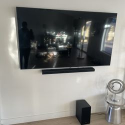Samsung Q Series Soundbar And Subwoofer