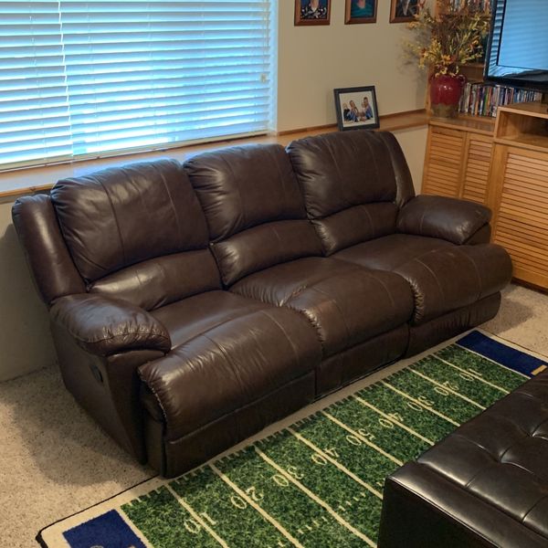 Brown Leather Couch for Sale in Auburn, WA OfferUp